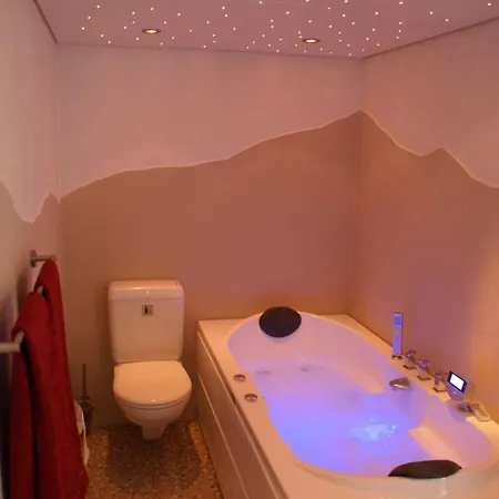 Large In The Vacation Center Whirlpool Diemtigen